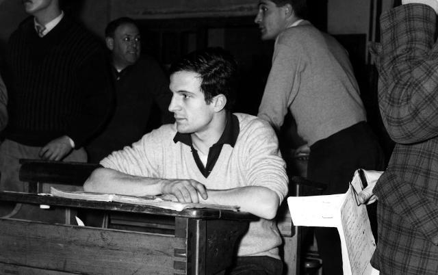 Der französische Regisseur François Truffaut am Set