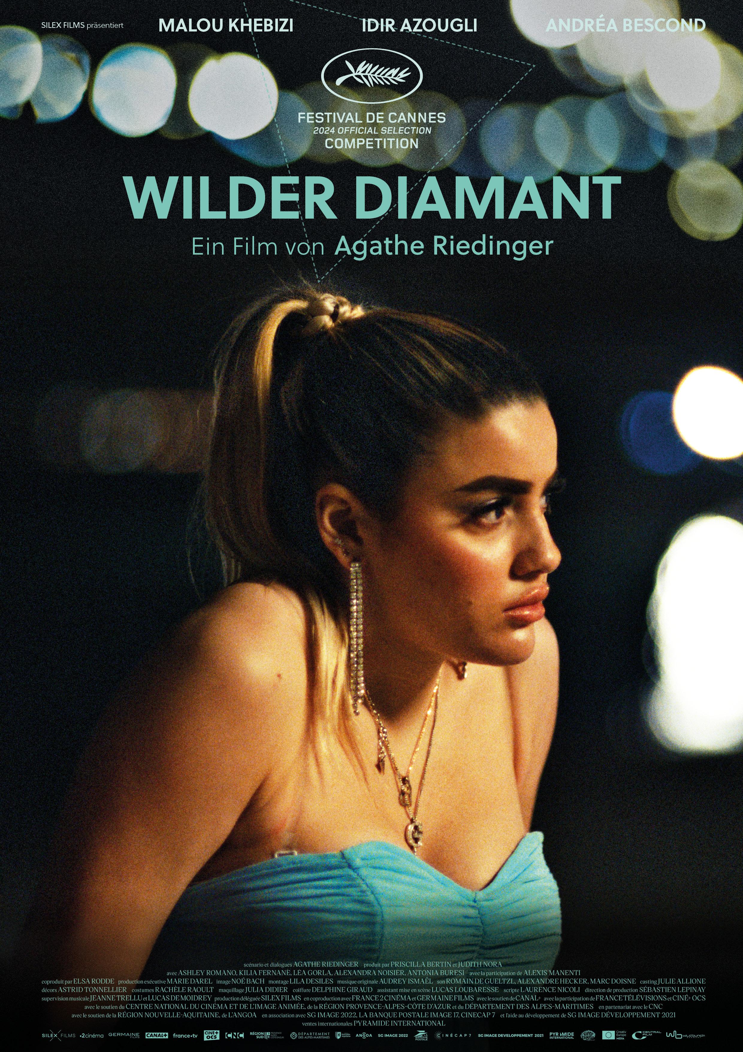 Filmplakat zum Drama WILDER DIAMANT: Bild einer junger Frau, die ein tief dekolliertes Kleid trägt.