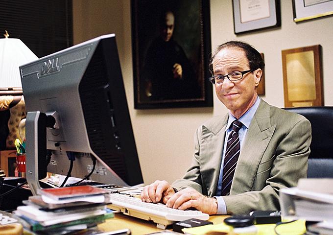 Plug & Pray, Filmszene mit Raymond Kurzweil (Foto: Farbfilm Verleih)